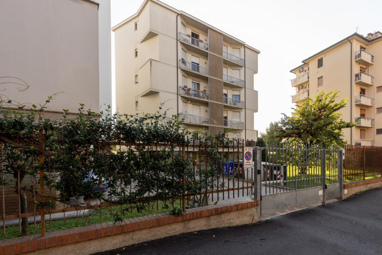 Pisa Quiet And Bright Flats With Balcony Apartment Екстериор снимка